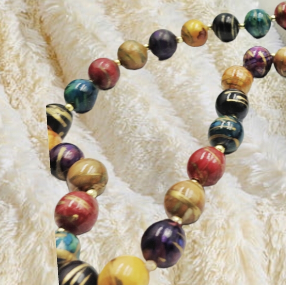 Handpainted Multicolor Beads Necklace - Picture 11 of 12
